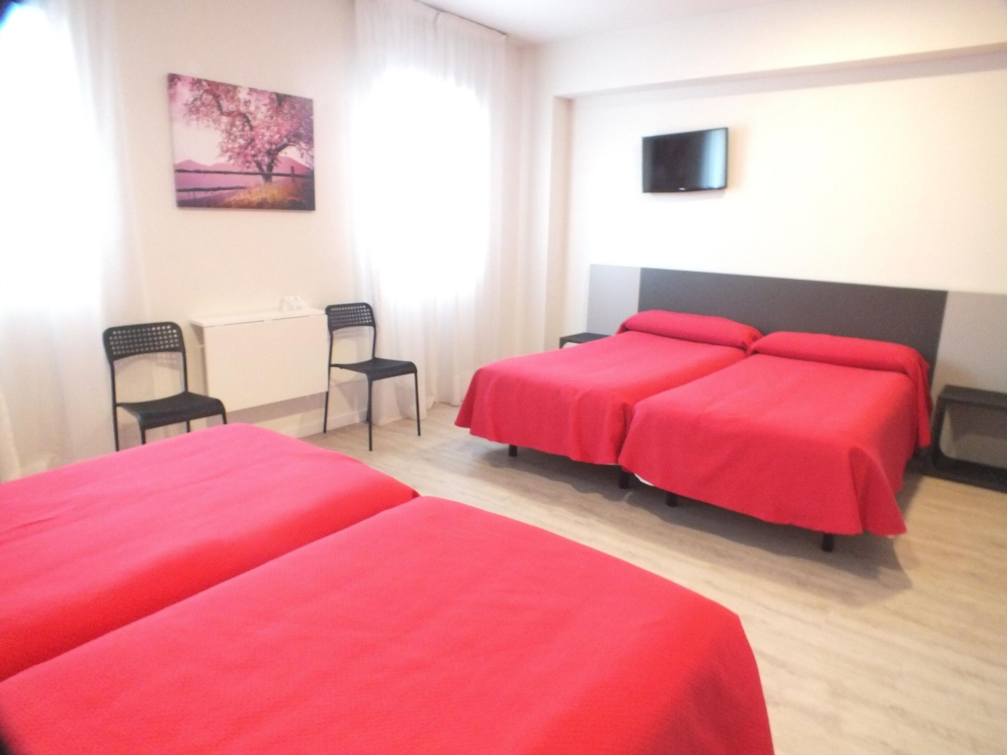 Checkin Urban Nevada Hotel Армиля Екстериор снимка